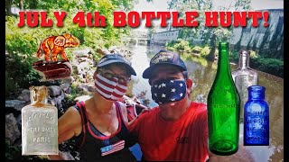 July 4th 2020 BOTTLE HUNTING, RIVER PICKING, MUDLARKING ADVENTURE with MASS RIVER PICKERS!