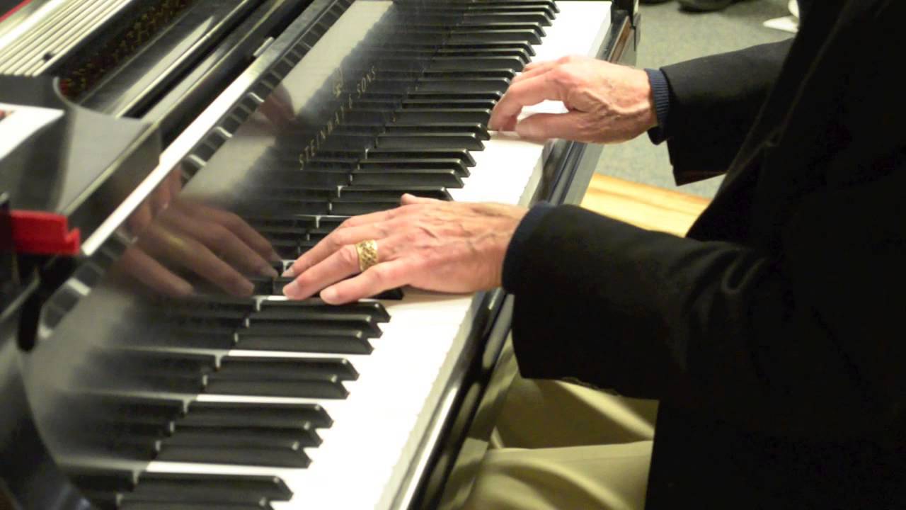 Paganini's Caprice no. 24 in the style of Debussy