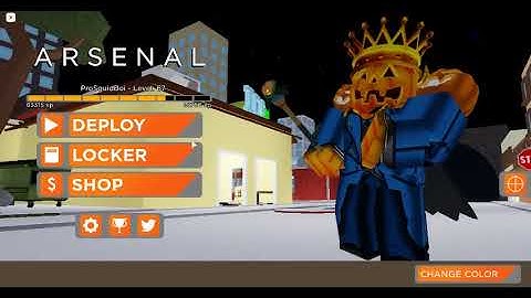 Roblox Arsenal playing on randomizer mode!