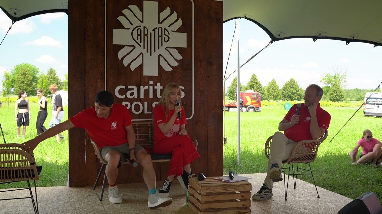 Strefa Caritas Polska na Lednicy! Dlaczego warto pomagać? Ida Nowakowska i Tomasz Wolny