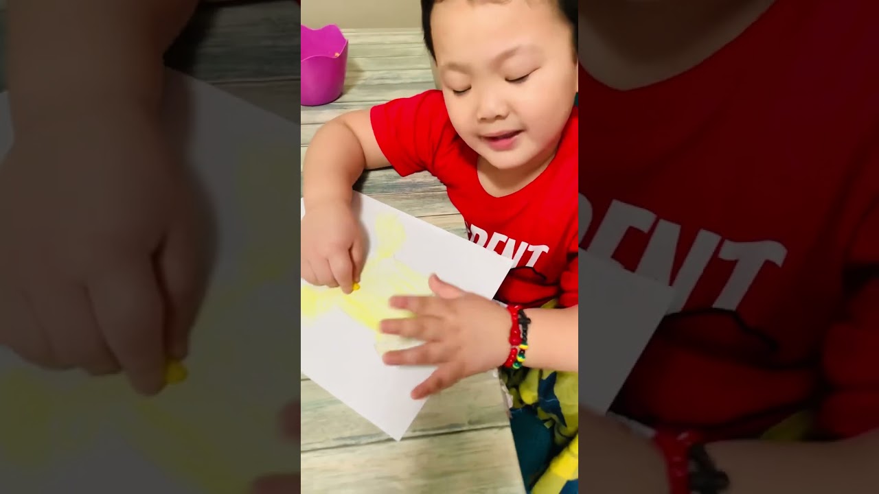 Drexel’s First Vlog! Drawing baby chicky 🐥