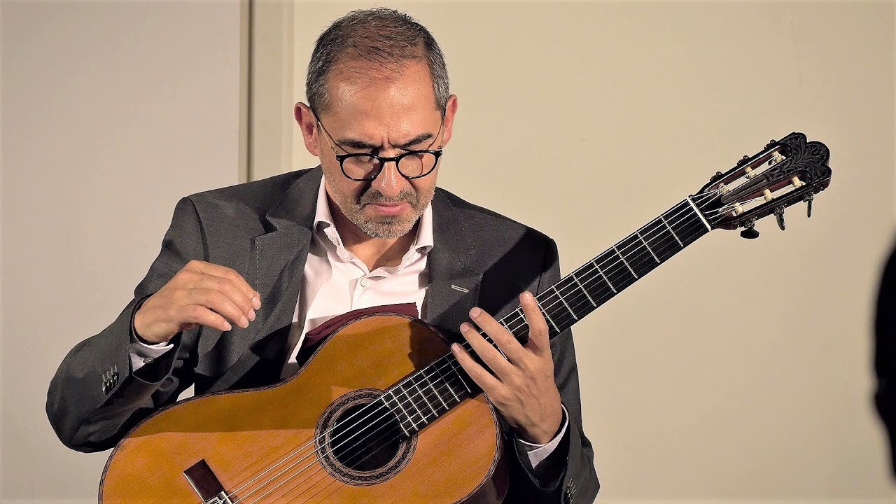 Pablo Marquez: Canción de Leonardo by Gaspar Cassadó