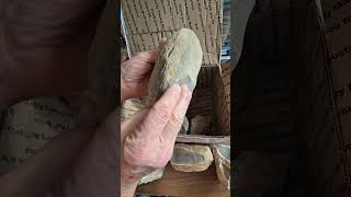 #unboxing #flintknapping Tyrone chert??from Danny Collins