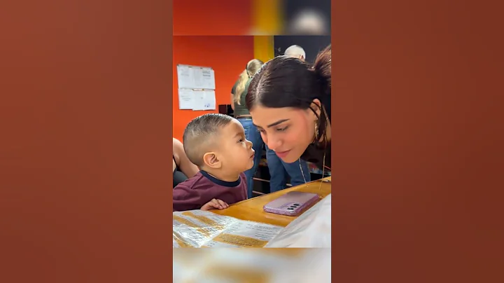 Dad caught his son flirting with the waitress 🤣