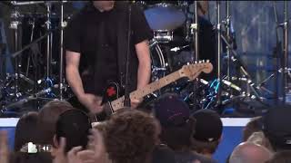 Sum 41 - "Walking Disaster" (Live @ Jay Leno 2007)