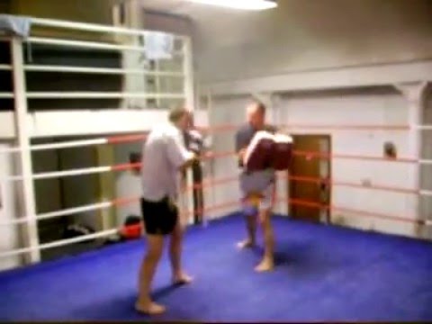 Andy Gray training at Cork Thai boxing