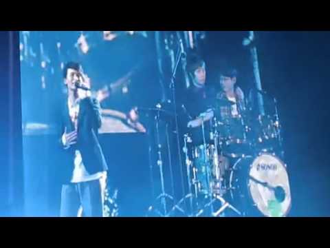 19-7-2013 五月天諾亞方舟明日重生上海站 - 潔癖(與冠佑親密版)