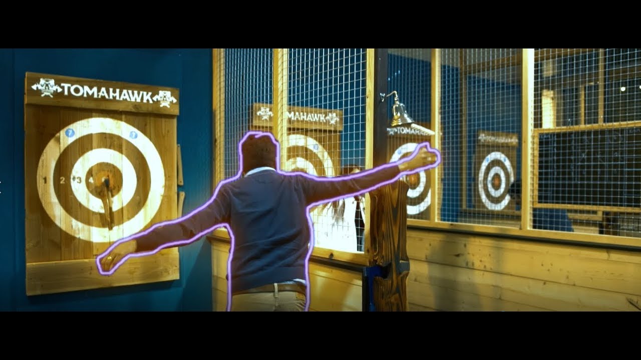 Fun axe throwing in Tomahawk Axe