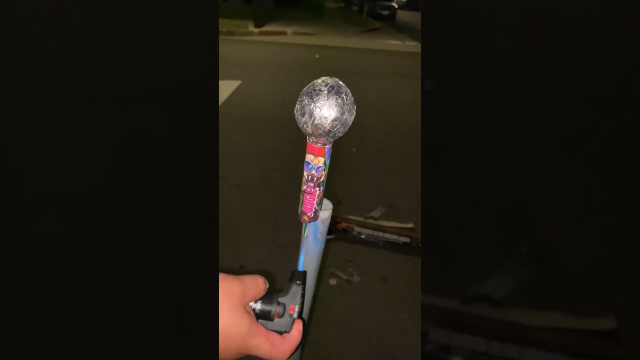 Welcome to the jungle silver top salute rocket 