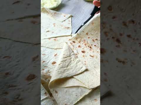 ОСЕТИНСКИЙ ЛЕНИВЫЙ САБУРАНИ/С сыром из лаваша.