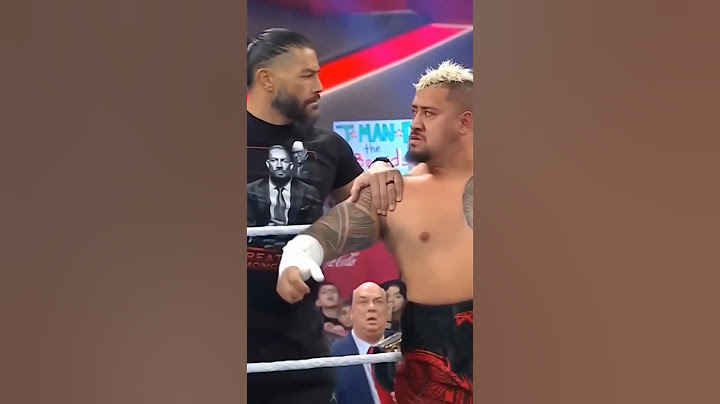 Roman reigns holds back brother solo sikoa😢 but not ready fight again Cody rhodes