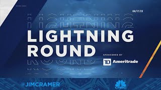 Lightning Round: The only airline I'm recommending right now is Delta, says Jim Cramer