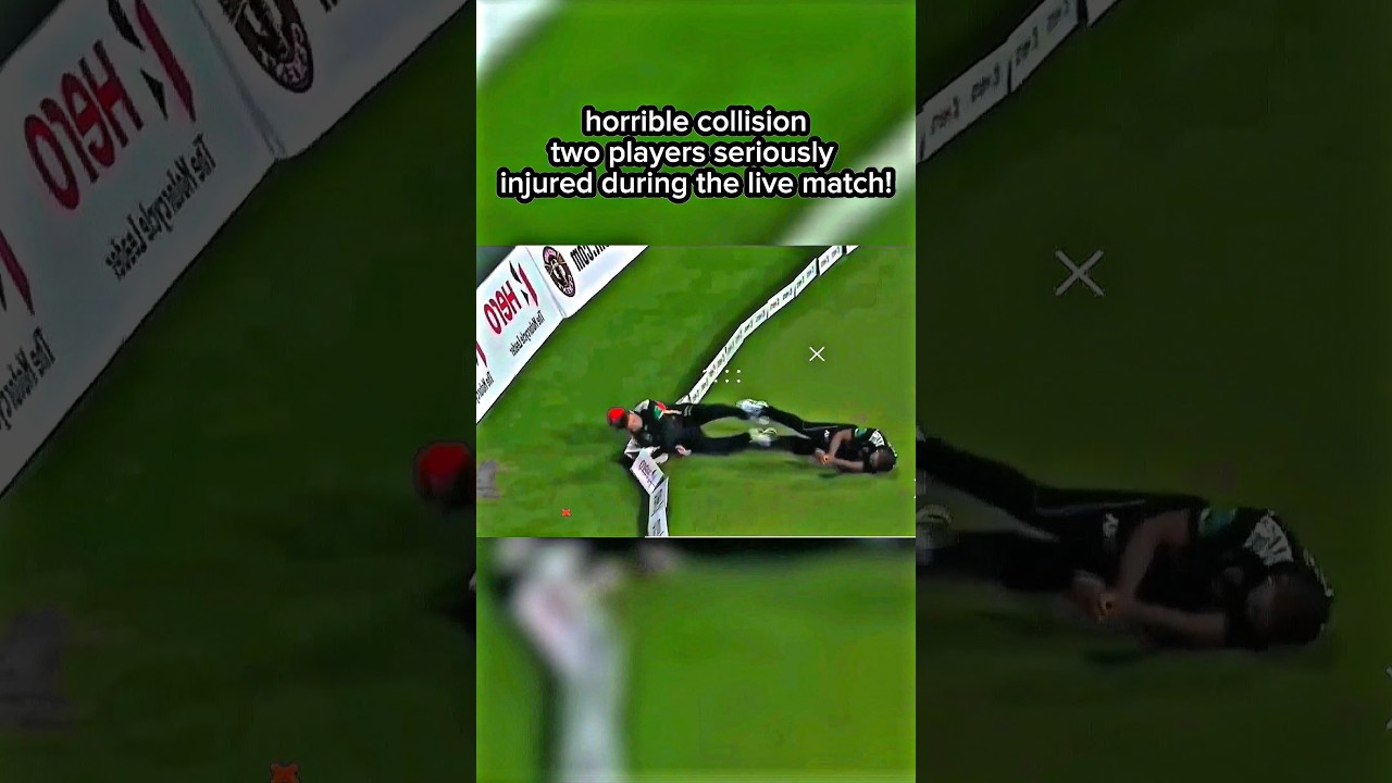 Trying to catch the ball - horrible collision - two players seriously injured during the live match!