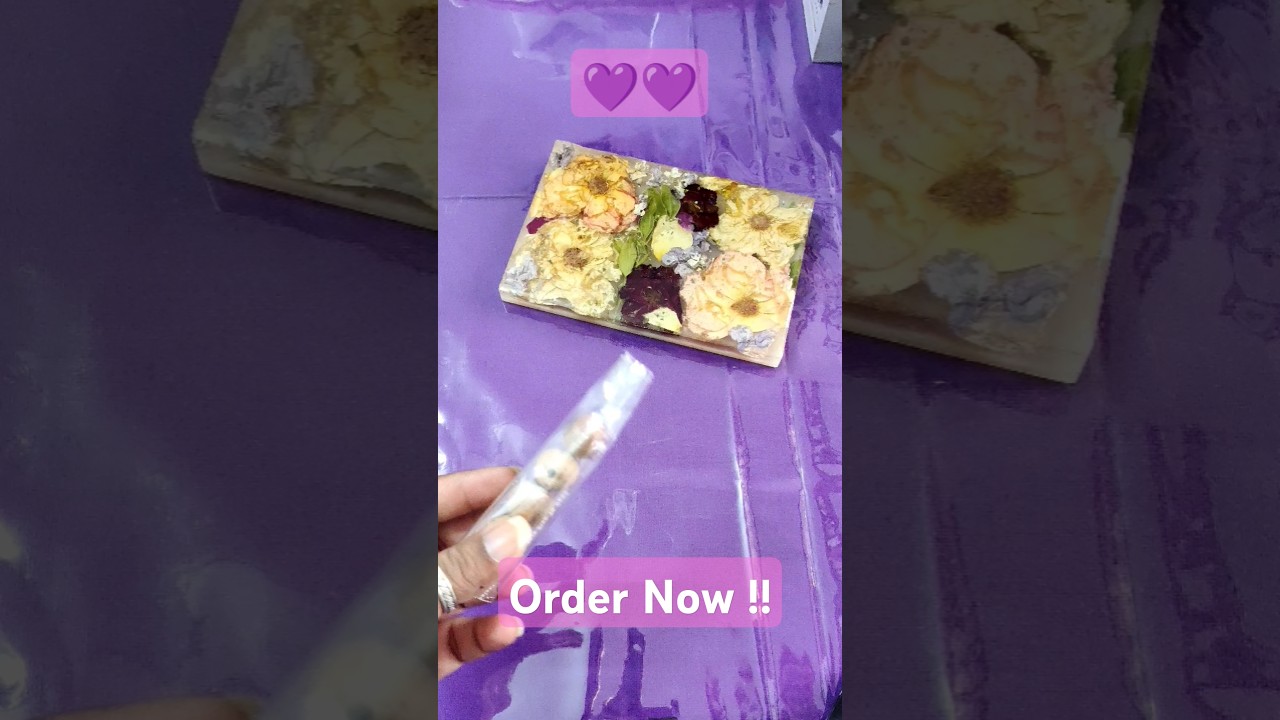 Resin floral keepsake🧿