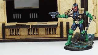 Judge Dredd: Skirmish Gaming with a BIG Difference
Today Im taking you on a dive into my discovery of the Judge Dredd Miniatures Game. Find out all about the miniatures, the thematics and the style of this one of kind skirmish game!
Order JDTMG from Wayland Games: https://www.waylandgames.co.uk/?s=3131805508
Become a Wholesome Degenerate: http://www.patreon.com/thatmrshy
Lazy Dragon Webstore: https://www.lazydragongaming.com/
My Website: http://www.thatmrshy.com/
Instagram: http://www.instagram.com/that_mr_shy
Facebook: http://www.facebook.com/thatmrshy
Rosemary and Co Brushes! : https://www.rosemaryandco.com/pure-kolinsky-pointed?u=stuartwaddicor
Get Rival Crafts Basing Supplies: https://www.rivalcrafts.co.uk?aff=Thatmrshy
Amazon Affiliate Link: https://www.amazon.co.uk/?&_encoding=UTF8&tag=thatmrshy-21&linkCode=ur2&linkId=9ecaaef85dfdba5ba7b039b3e15d61bf&camp=1634&creative=6738
Talky Beat by Twin Musicom is licensed under a Creative Commons Attribution 4.0 license. https://creativecommons.org/licenses/by/4.0/
Source: http://www.twinmusicom.org/song/265/talky-beat
Artist: http://www.twinmusicom.org Judge Dredd: Skirmish Gaming with a BIG Difference