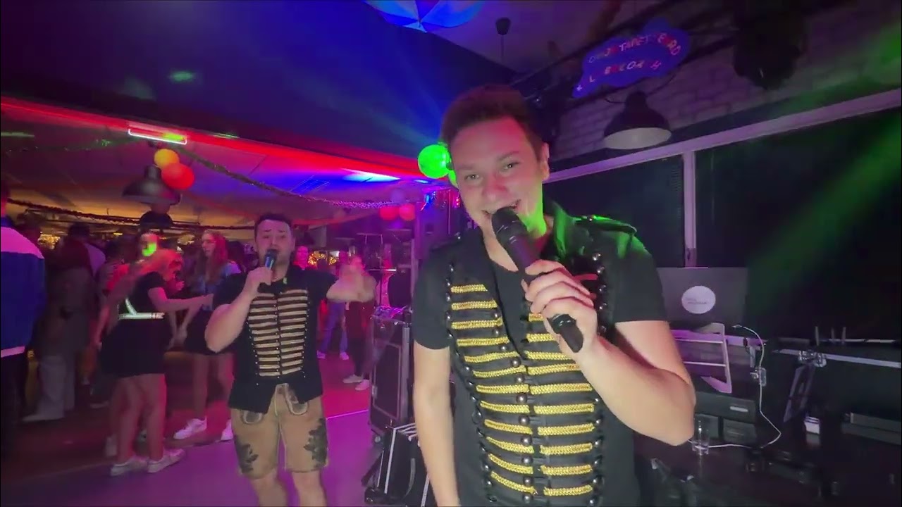 De Power Buam te gast op de carnavals avond in het Sportcafé De Wijngracht in Bocholtz