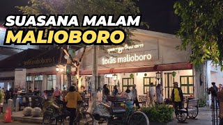 Suasana Malam di Jalan Malioboro Jogja