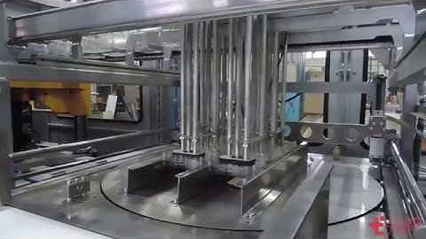 Thermoforming machine. Stacking unit with rotary table.