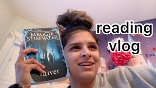 i fell in love with a trashy werewolf romance 🐺 reading vlog
