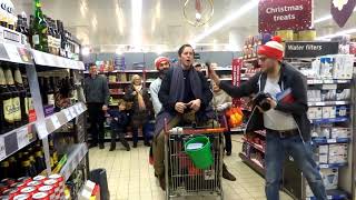 The Supermarket Opera Singers !  ( Carmen - Toreador Song ) Resimi