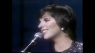 Liza Minnelli - How Long Has This Been Going On?/It's A Miracle chords