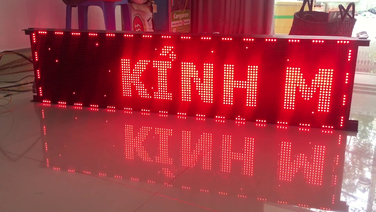 Bảng mẫu LED màn hình P10 đỏ ngoài trời - YouTube