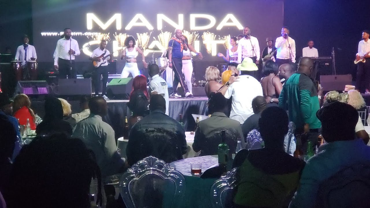 Manda Chante - NGOBILA (Concert village chez NTEMBA)
