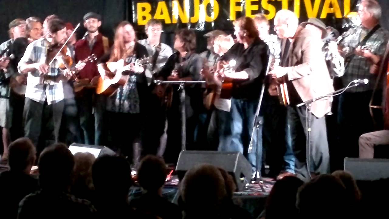 Banjo Festival Longford Grand Finale Roll on Buddy Roll on 20 1 1 YouTube