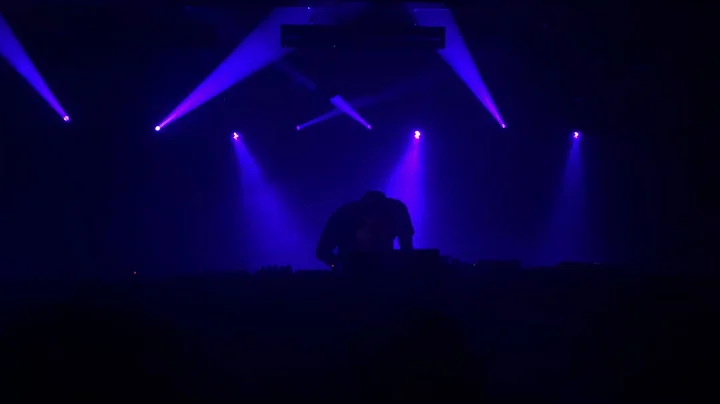 Andy Stott, Bitter 3, Trix, 2017, 1