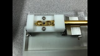 Loading a sample into the STEM holder of the SU-9000