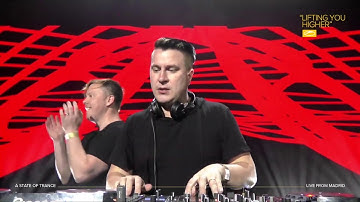 Super8 & Tab - Trigger [Live @ ASOT 900, Madrid, ES]