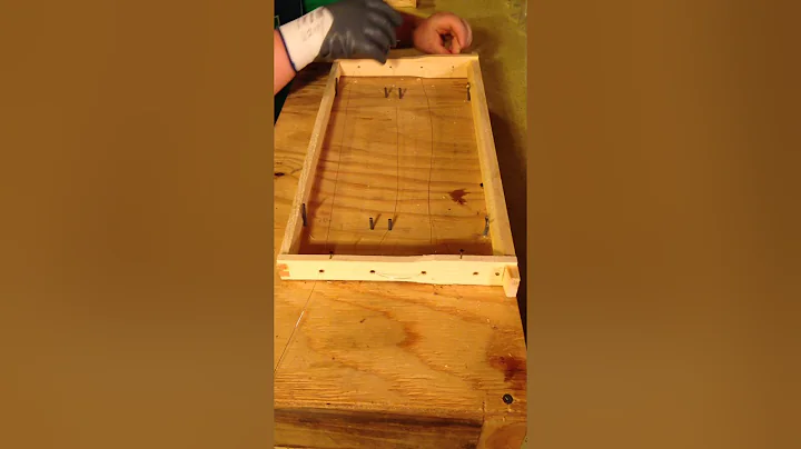 How to wire a large bee frame
