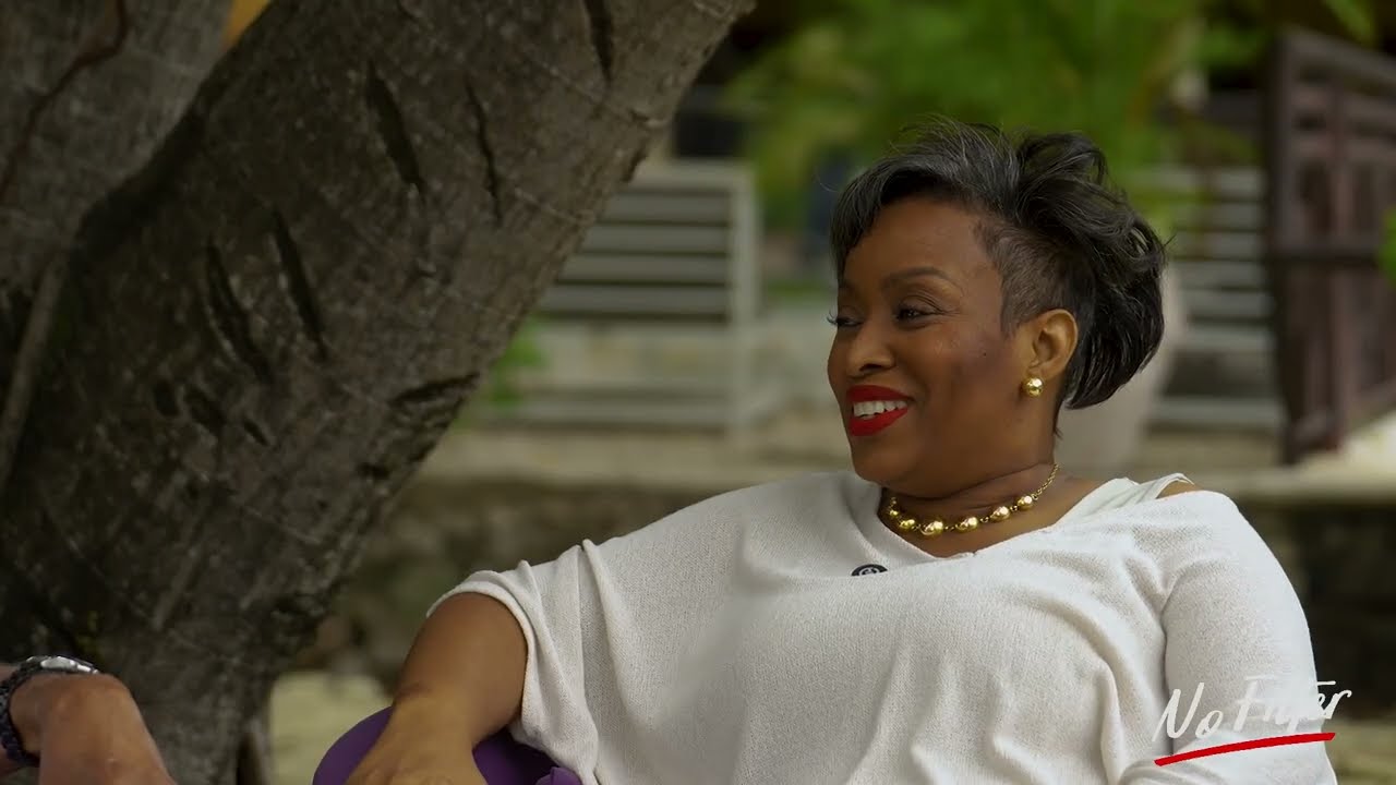 C'EST L'HEURE: Politique, pouvoir… et expériences avec l’étrange (Daniel Supplice & Hugline Jérôme)