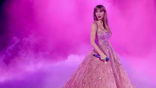 Guess the Taylor Swift Song with 1 Random Second of Music!