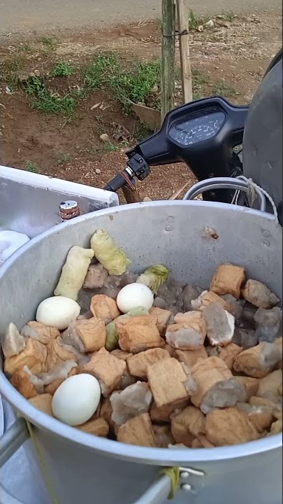 story WA halu mentahan lagi jajan siomay