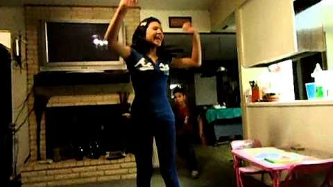 Cowboy cheerleader Melissa Kellerman