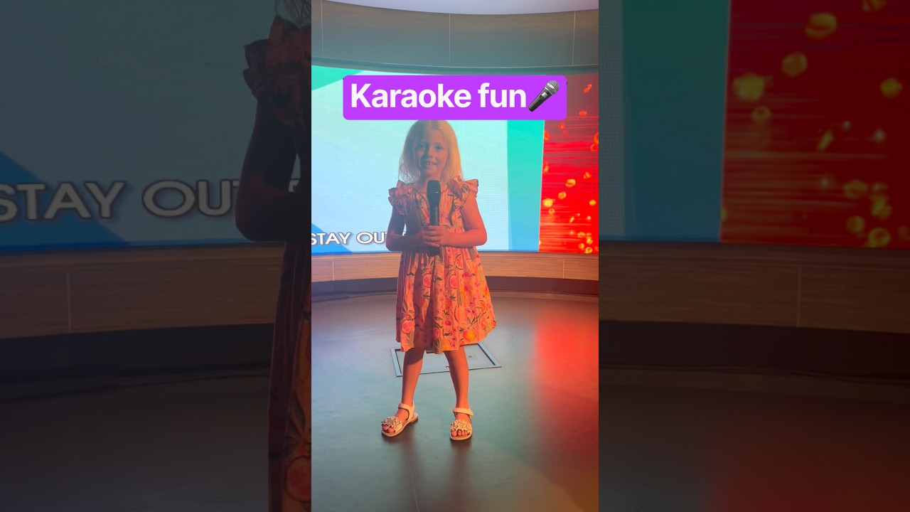 Karaoke on the MSC World Europa cruise ship🎤🚢  #karaoke #kidskaraoke #familyfun #familytravel