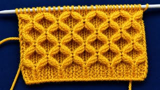 Yellow Honeycomb Cable Knit Pattern | Elegant Textured Knitting Design | Handmade Wool Craft