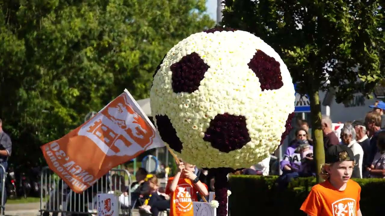 De Hele bloemencorso Lichtenvoorde 2025