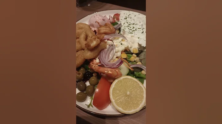 FAMILY lunch @ Millard Restaurant