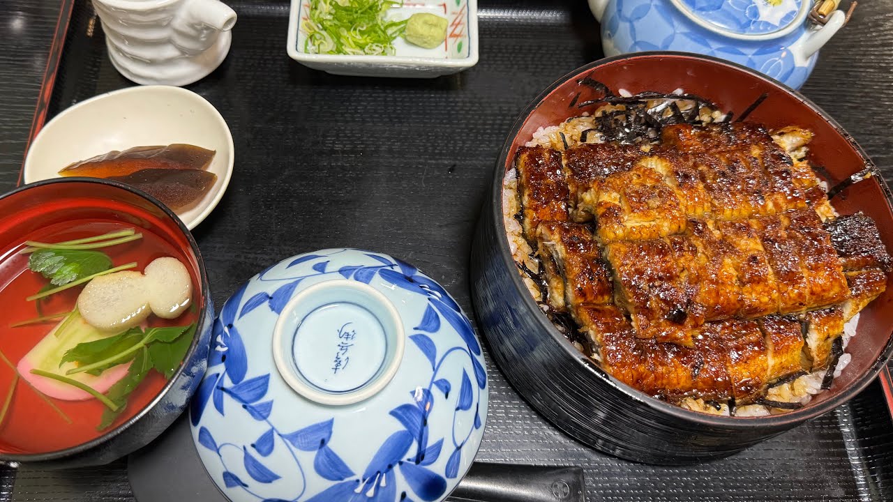 A Japanese Salaryman’s Lunch -Hitsumabushi(unagi don)