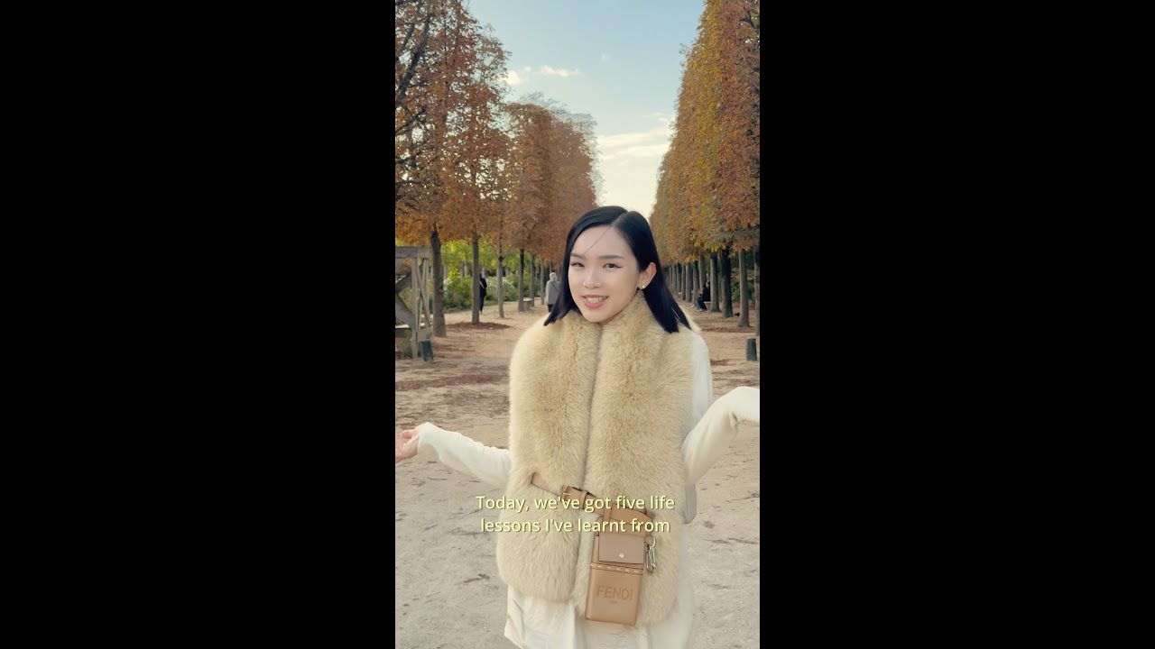 FENDI FOX FUR SCARF UNBOXING IN PARIS