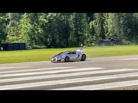 VEYRON GRAND SPORT L'OR BLANC CRASHES AT SUPERCAR OWNERS CIRCLE 2020