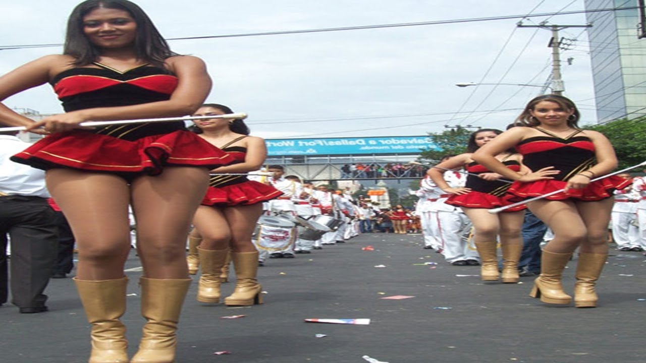 BASTONERAS Desfile 20 de Noviembre 2018 Tablas Rítmicas HERMOSAS Bailarinas en Desfile PORRISTAS