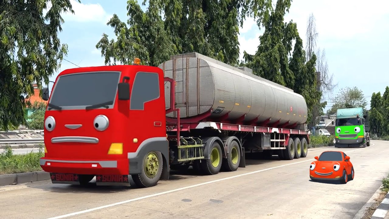 Disini Markas Truk Tangki Pertamina, Truk Pasir, Truk Kontainer Mirip Frank Dan Sahabat Tayo