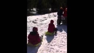Camping Las Nogueras - Actividades en la nieve.