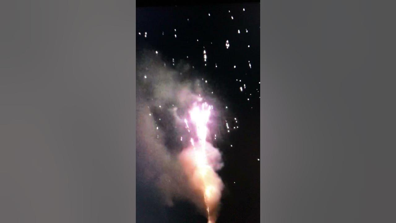 Fireworks at mount trashmore shooting up sky fast YouTube
