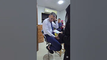 فيديو بعنوان هذا الشبل من ذاك الأسد مستر خالد عمل كمين ل بنته 