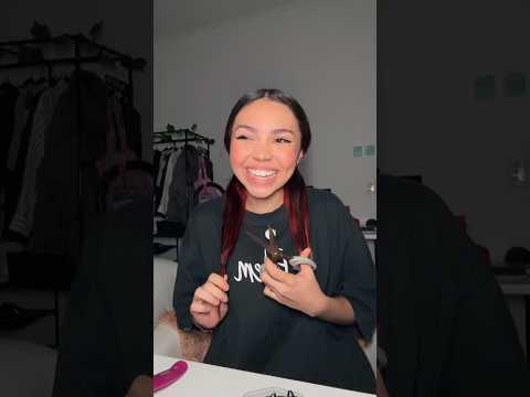 eu CORTEI meu cabelo SOZINHA 💇🏻‍♀️ #cabelo #shorts