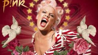 Pink Feat.Travis McCoy -This Is How It Goes Down